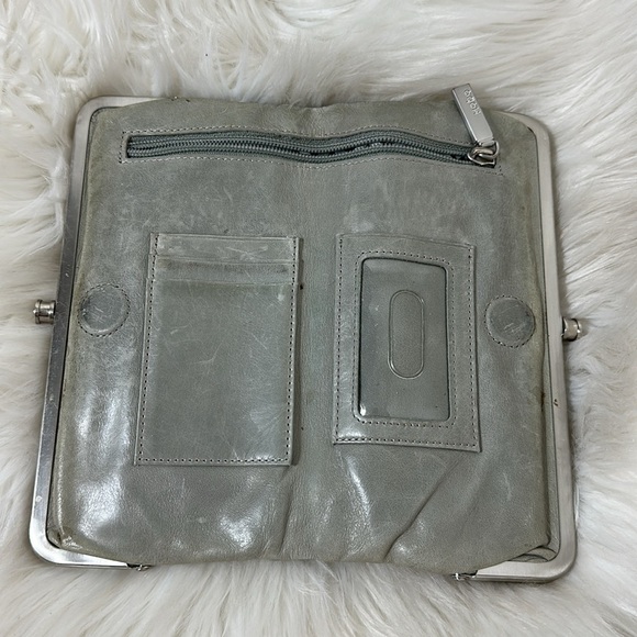 HOBO International Gray Leather Lauren Clutch-Wallet - Picture 5 of 10